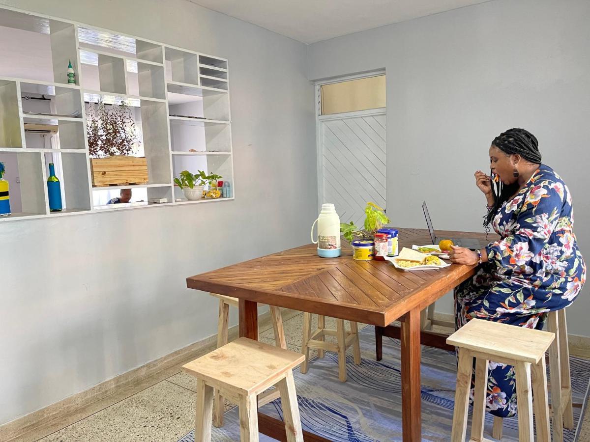 Gallivanters Hostel Darüsselam Dış mekan fotoğraf