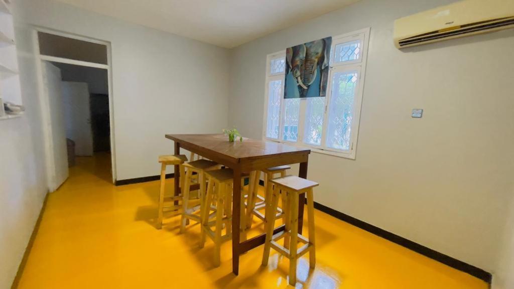 Gallivanters Hostel Darüsselam Dış mekan fotoğraf